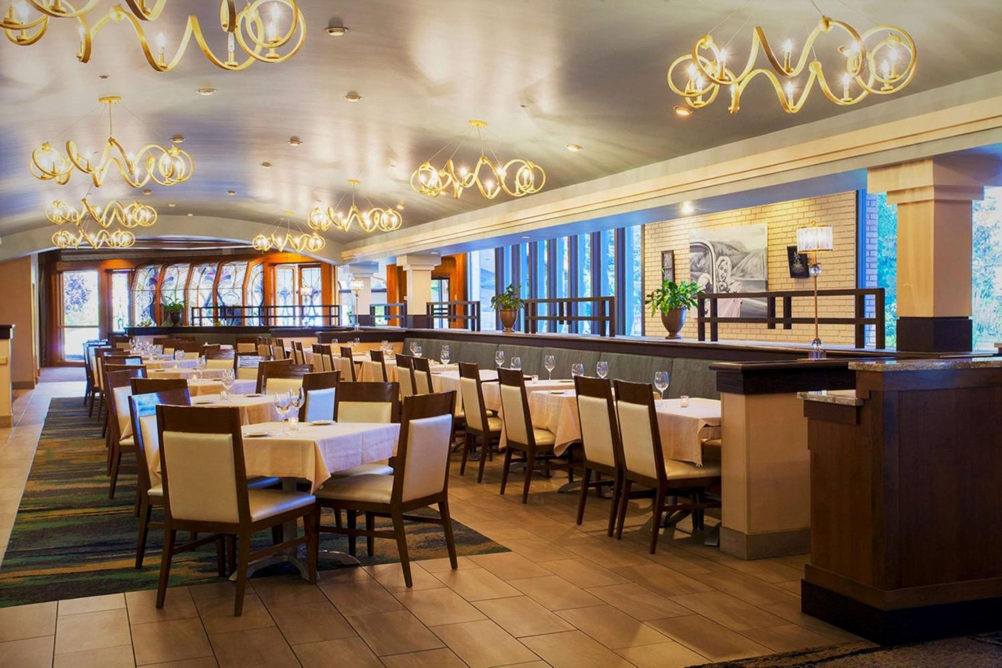 Riverside Hotel, Bw Premier Collection Hotel 3*